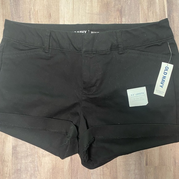 Size 2 women’s shorts - Picture 3 of 4